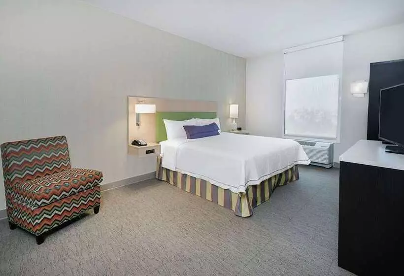 هتل Home2 Suites By Hilton Austin Airport