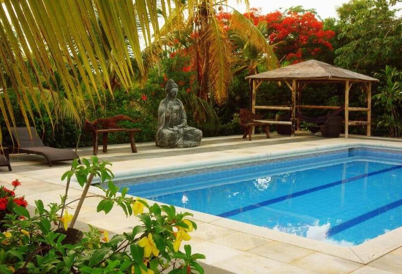 هتل Playa Tranquilo B&b And Dive Shop