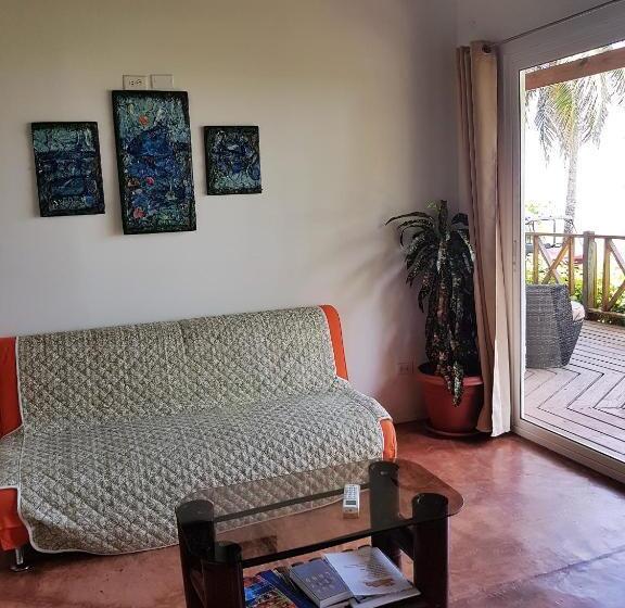 هتل Playa Tranquilo B&b And Dive Shop