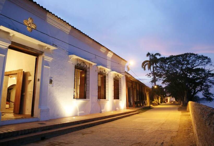 هتل Portal De La Marquesa