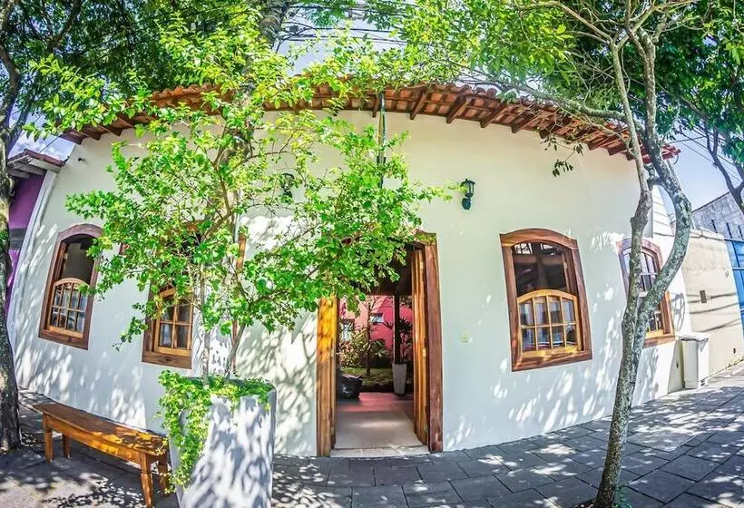 Hotelli Pousada Ipê