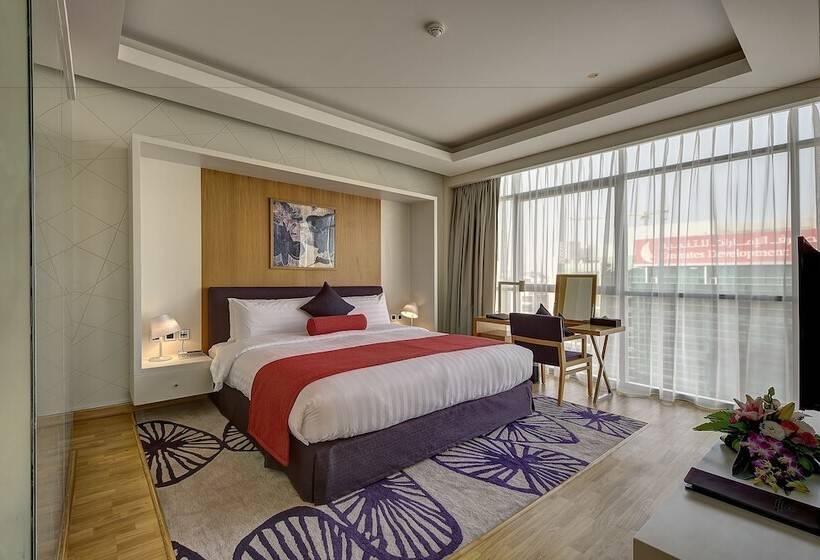 هتل Royal Continental