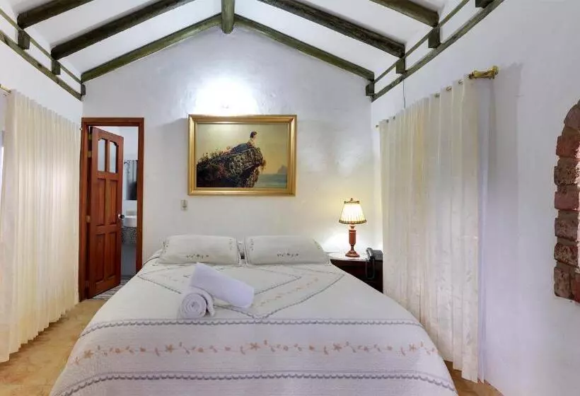 هتل Spa Villa Lina