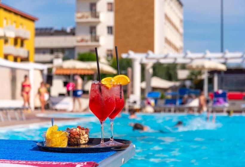 Отель Tokio Home Tokio Beach Dependence