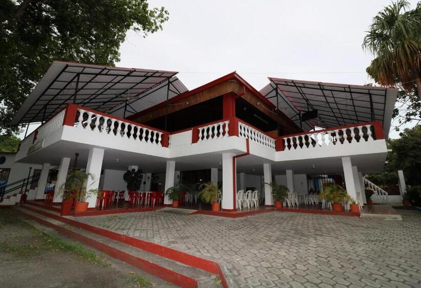 ホテル Y Parque Acuatico Agua Sol Alegria