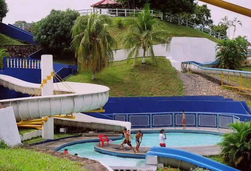 ホテル Y Parque Acuatico Agua Sol Alegria