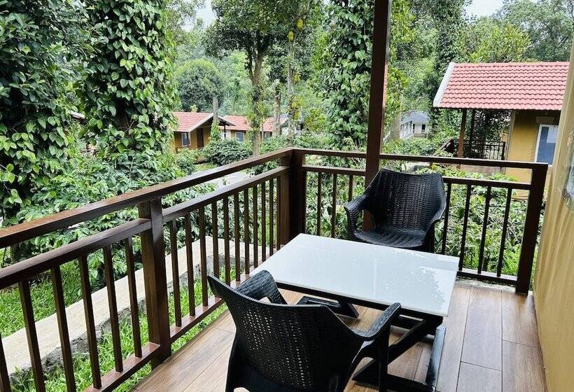 Hotel Heaven's Ledge