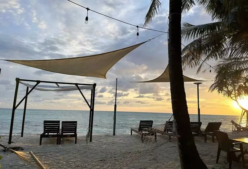 هتل Atholhu Residence