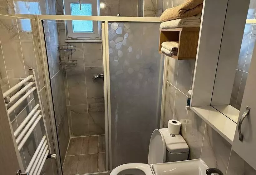 Paradi̇se Apart Otel