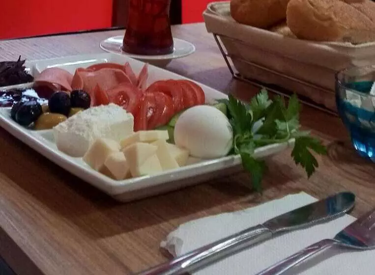 Paradi̇se Apart Otel