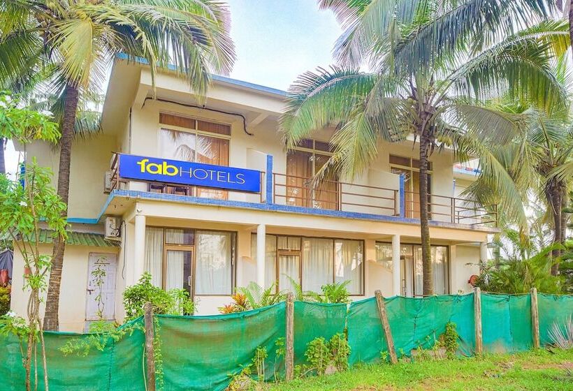 فندق Fabescape Green Ivy Hospitality