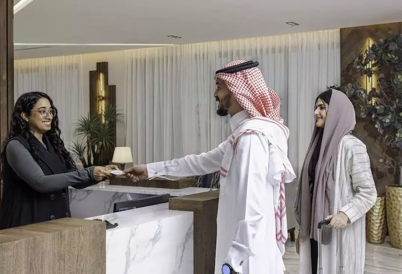 Hotelli Seven Gardens