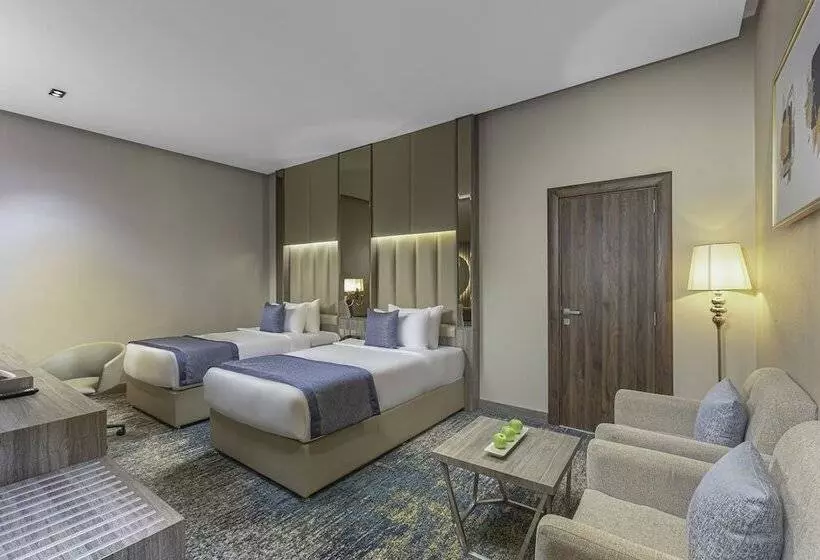 Hotelli Seven Gardens