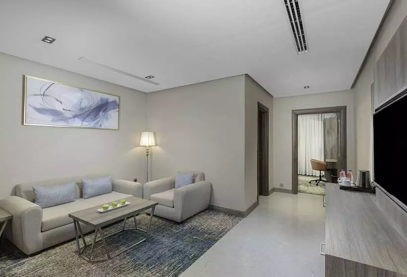 Hotelli Seven Gardens