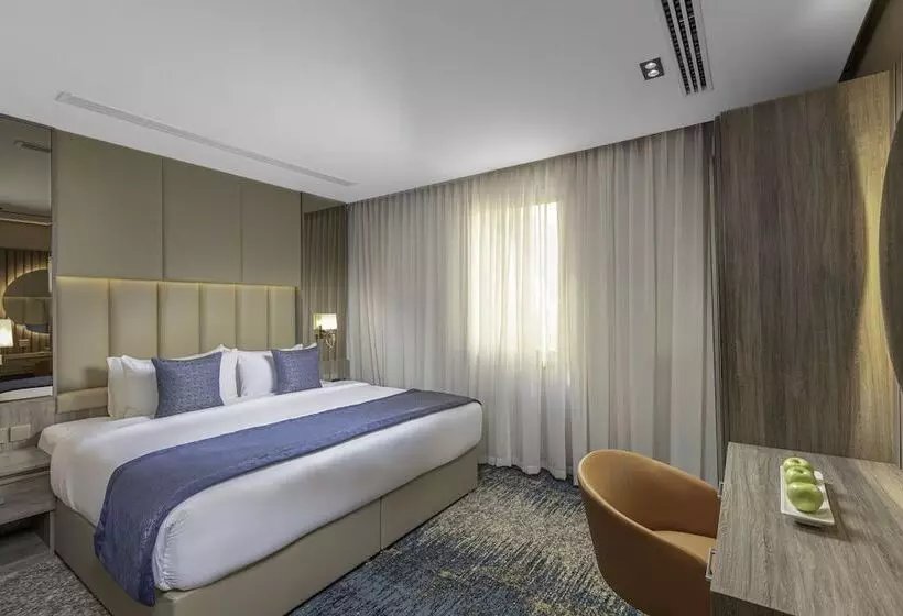 Hotelli Seven Gardens