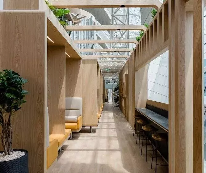 Hotelli Sleep  N Fly Sleep Lounge, B Gates Terminal 3   Transit Only