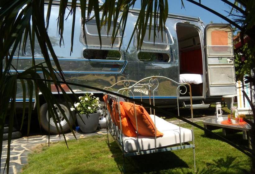 ベッドアンドブレックファースト Caravane Airstream Américaine 1976