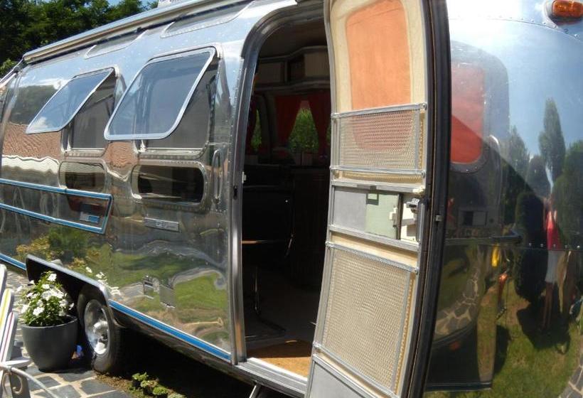 ベッドアンドブレックファースト Caravane Airstream Américaine 1976