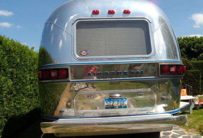 ベッドアンドブレックファースト Caravane Airstream Américaine 1976