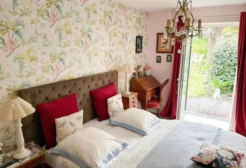 تختخواب و صبحانه Domaine De Praterou