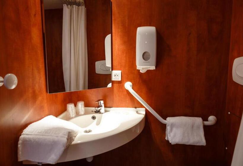 ベッドアンドブレックファースト Espace Bernadette Soubirous Nevers