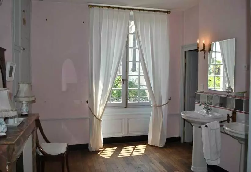 Aamiaismajoitus (B&B) Particulier Le Ragois