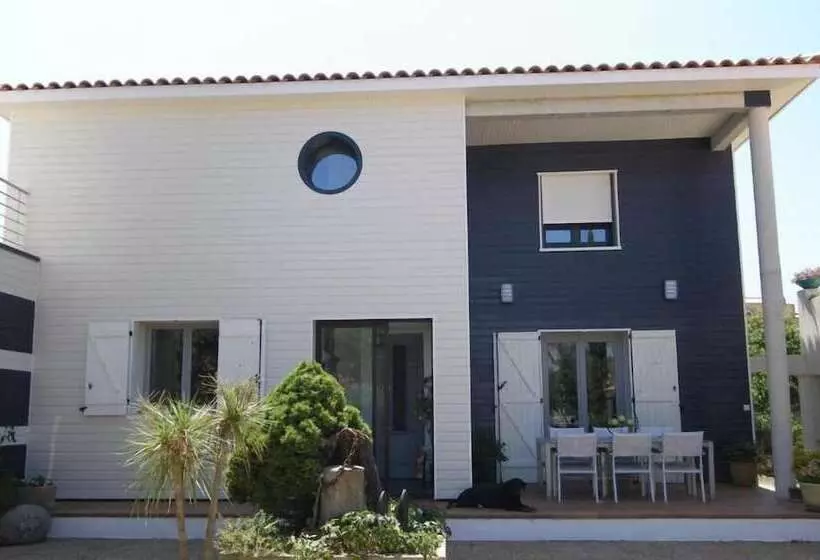 Bed and Breakfast Les Algues Du Grau