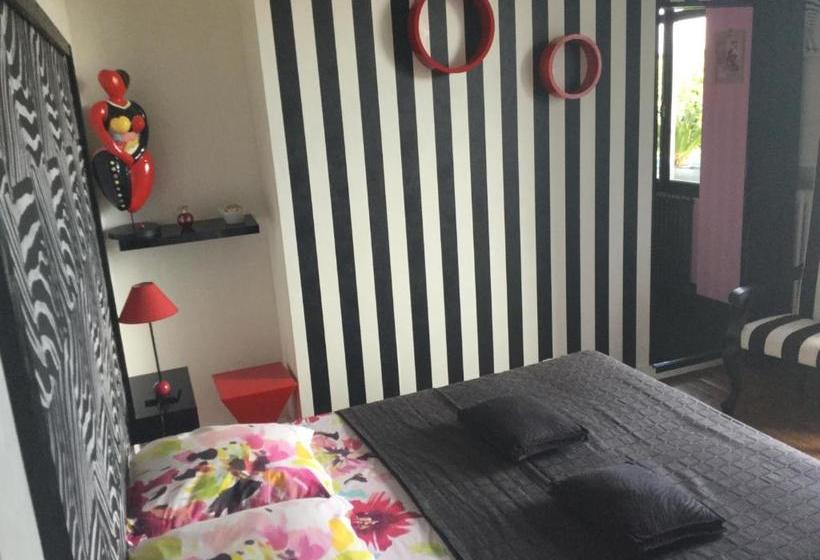 مبيت وإفطار Villa Chanelle