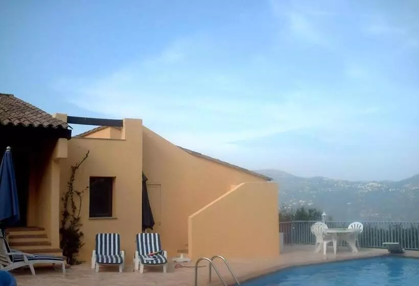 ベッドアンドブレックファースト Maison D'hôtes Escale D'azur