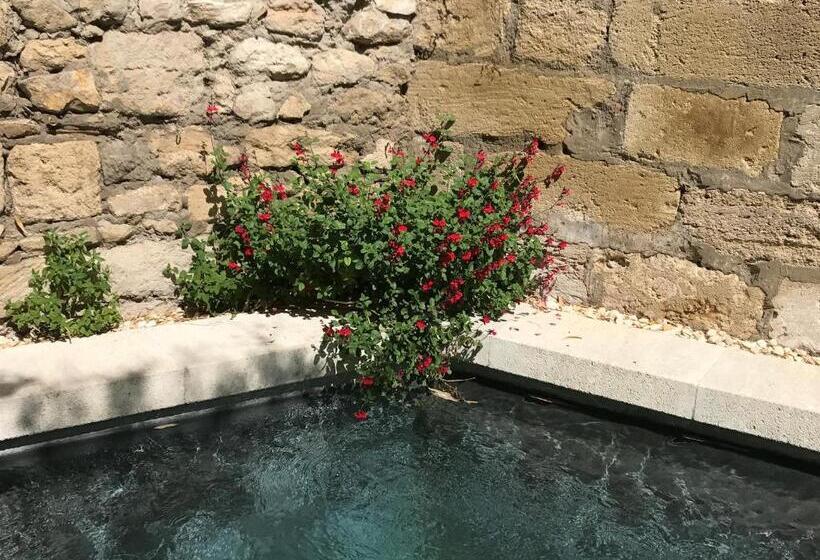 تختخواب و صبحانه N15   Les Confidences   Chambres D Hôtes