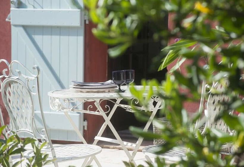 مبيت وإفطار Une Maison à Saint Paul De Vence