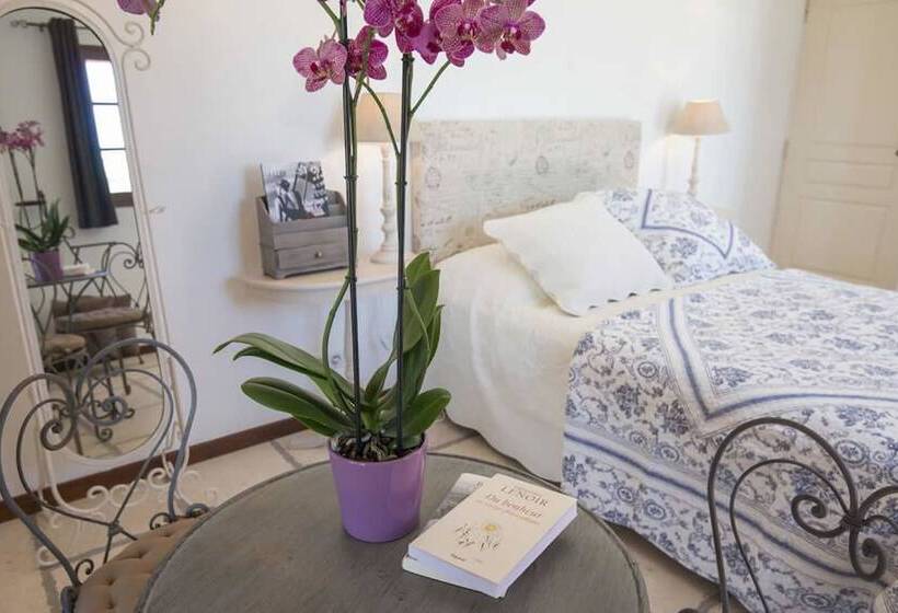 مبيت وإفطار Une Maison à Saint Paul De Vence