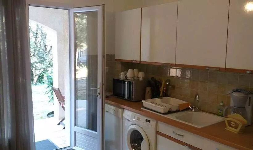 تختخواب و صبحانه Chambre D Hote Veronique