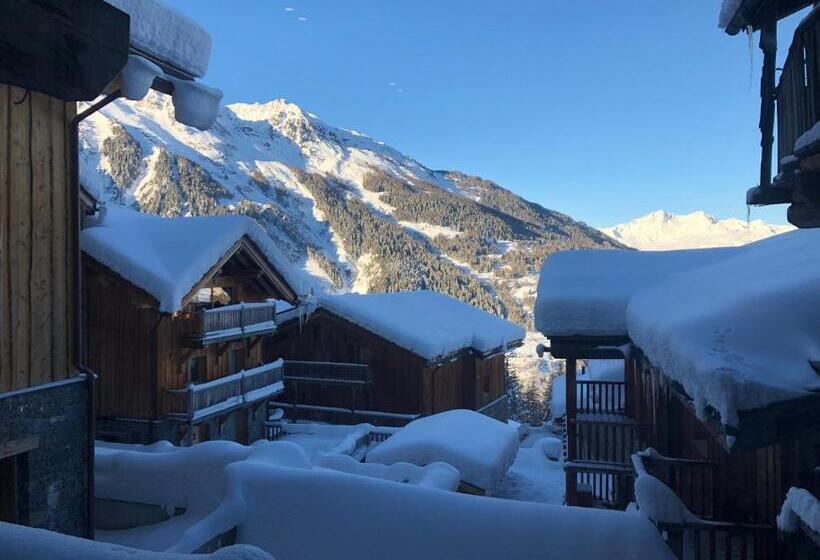 Отель Black Diamond Lodge