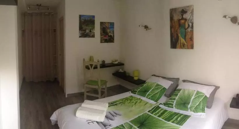 Hotelli Chez Louis