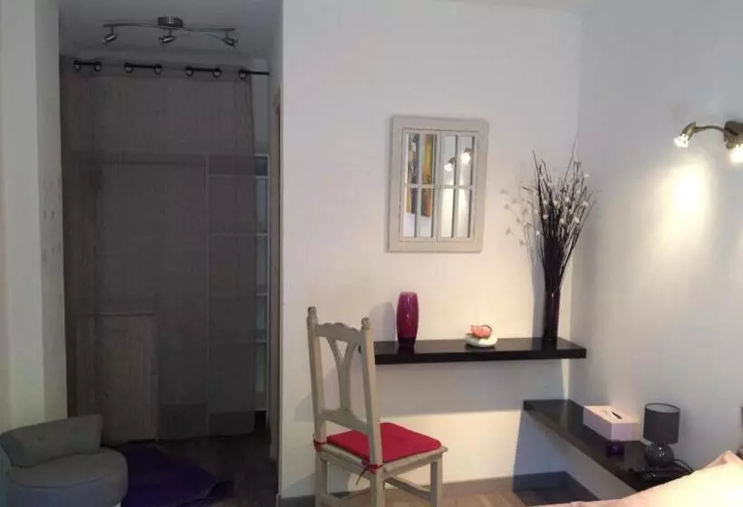 Hotelli Chez Louis