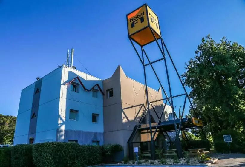 Hotelli Ibis Budget Le Cannet Des Maures