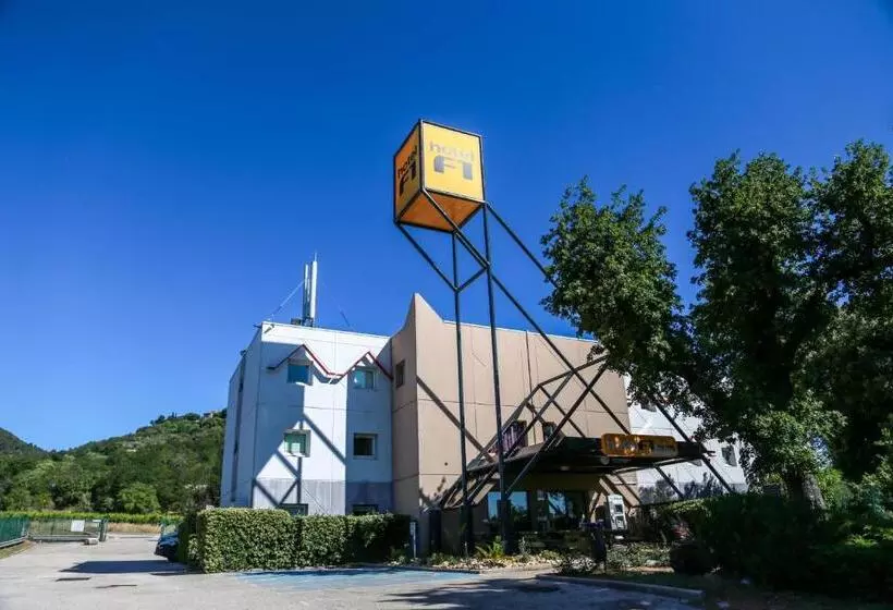 Hotelli Ibis Budget Le Cannet Des Maures