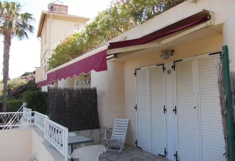 هتل Hôtel Le Chaudron