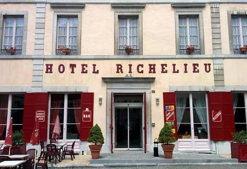 ホテル Richelieu
