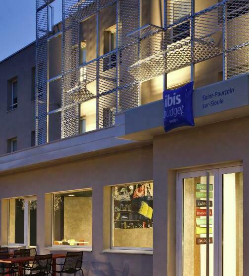 Отель Ibis Budget Saint Pourcain