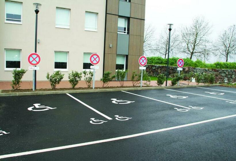 Отель Ibis Budget Saint Pourcain