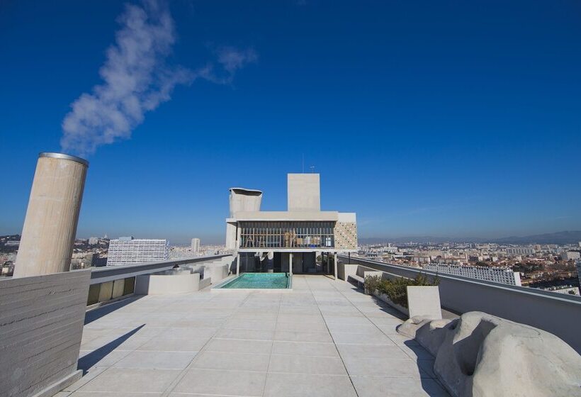 هتل Le Corbusier