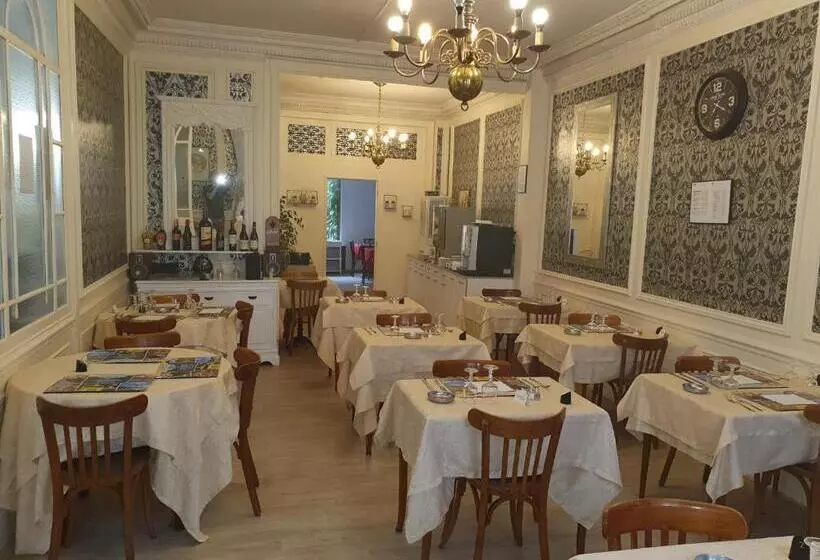 هتل Le Riviera