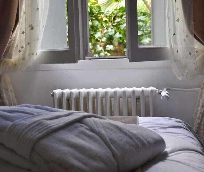 Ida Chambres D Hotes B&b