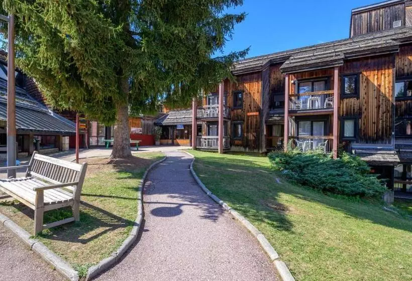 リゾートホテル Village Club Les Tavaillons