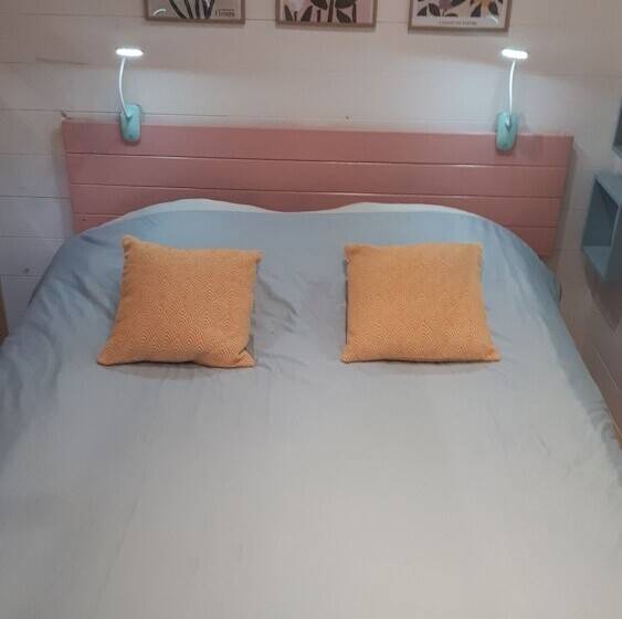 تختخواب و صبحانه A L'origine