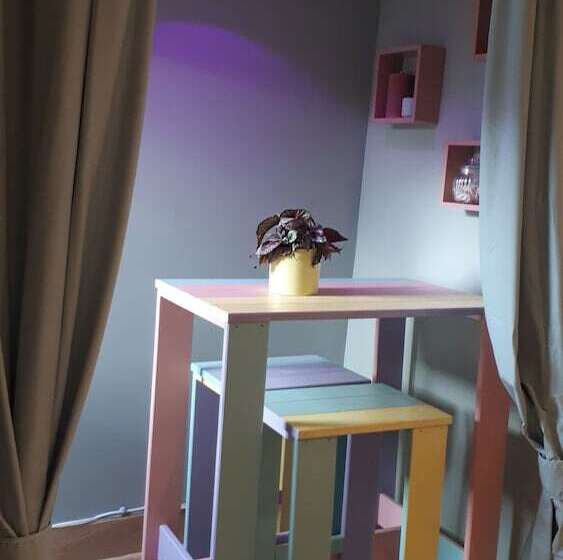 تختخواب و صبحانه A L'origine