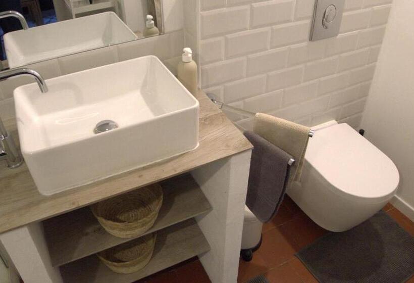 تختخواب و صبحانه ô Anges