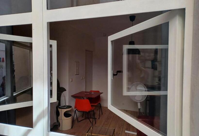 تختخواب و صبحانه ô Anges